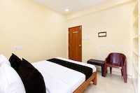 Hotel O Oak Inn