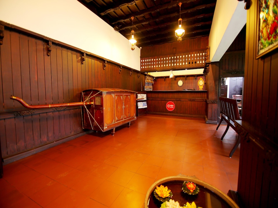 OYO 2780 Hotel Travancore Palace, NH 47 Alappuzha, Alappuzha