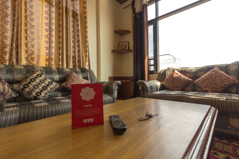 OYO Home 16702 Luxurious 2BHK, Dharamshala, Dharamshala