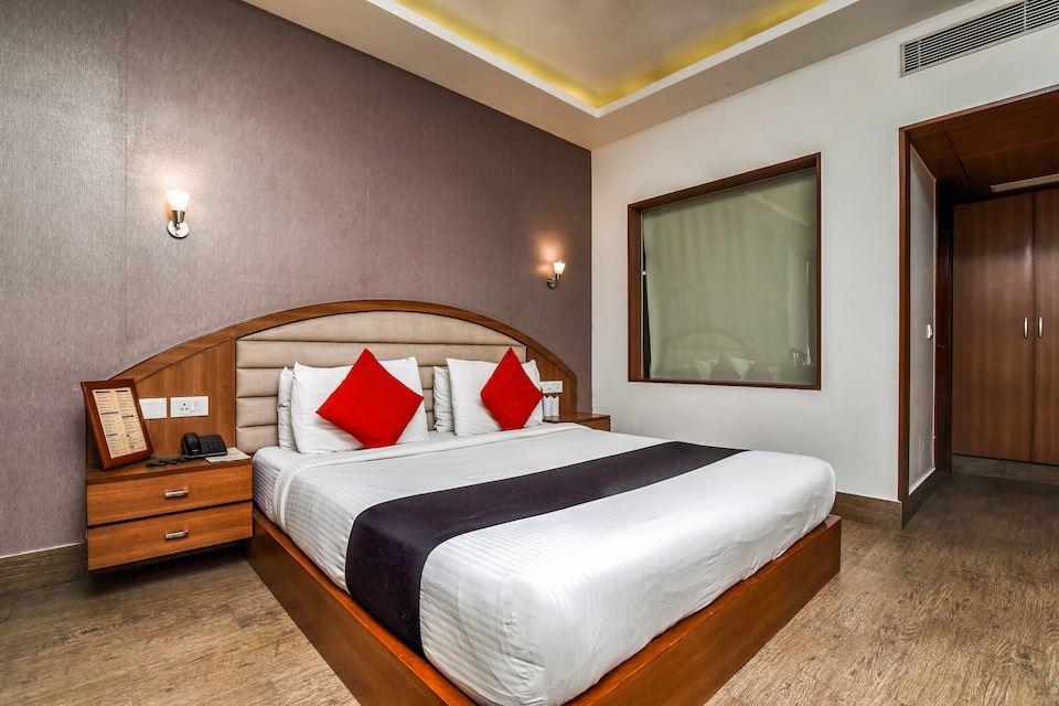 Capital O Msk Residency Near Palam Metro Station, Airport-Dwarka Delhi, Delhi