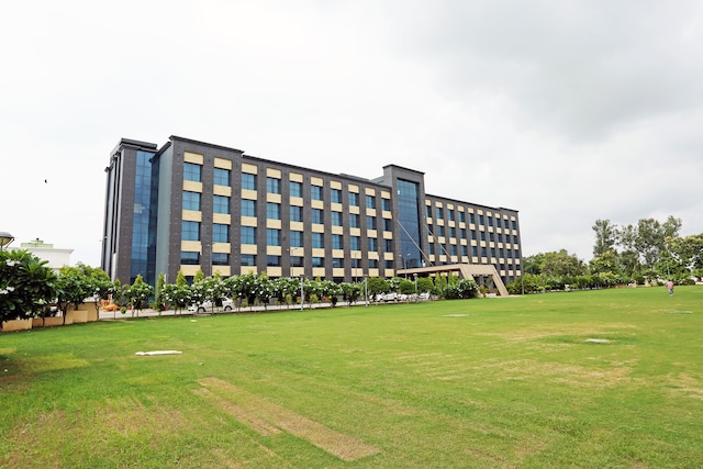 Capital O Golden Blossom Imperial Resorts