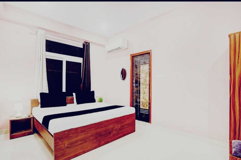Hotel O IIT Banaras Road, Lanka, Varanasi