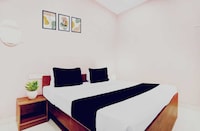 Hotel O IIT Banaras Road