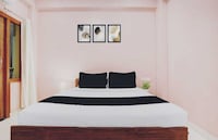 Hotel O IIT Banaras Road