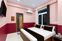 Hotel O IIT Banaras Road