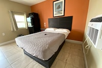 Siesta Motel Lakeland FL