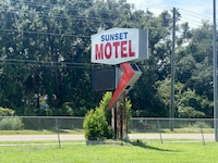 Sunsent Motel Lakeland FL