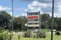 Tropicana Motel Wauchula FL