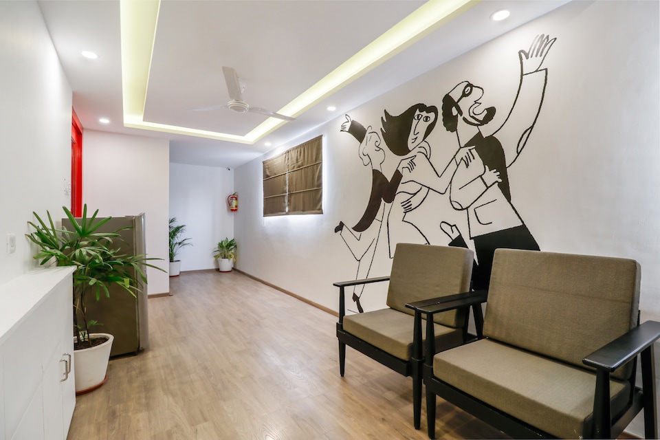 OYO Townhouse 327 Malviya Nagar, Vijay Nagar Indore, Indore