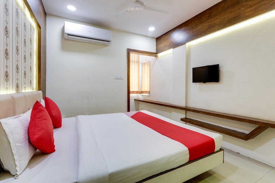 OYO 16733 Hotel Sunshine  OYO Rooms Indore  Book    1639 OYO