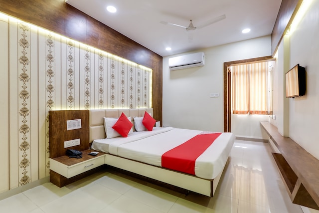 Hotel O Riyansh Palace