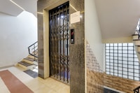 Hotel O Riyansh Palace