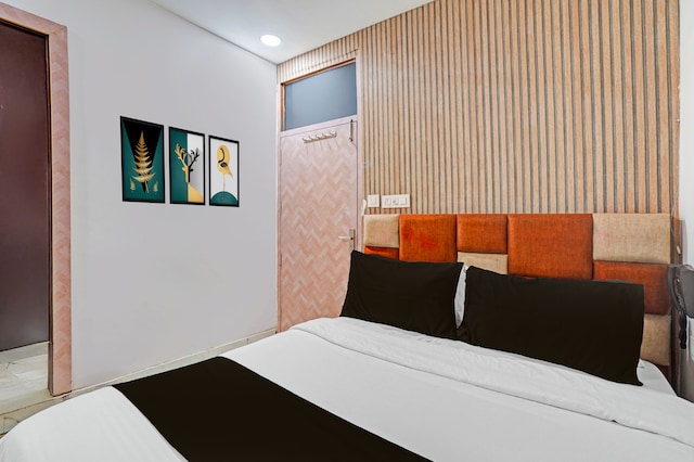 Super Townhouse by OYO Mohali Bus Terminal Formerly Hotel HM Crystal