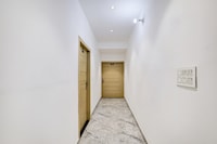 Super Townhouse by OYO Mohali Bus Terminal Formerly Hotel HM Crystal