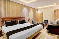 Townhouse Mohali Bus Terminal Formerly Hotel Hm Crystal