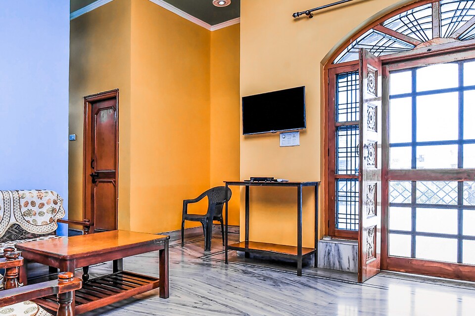 OYO होम 16762 चीयरफुल 2BHK, Dehradun Airport, देहरादून