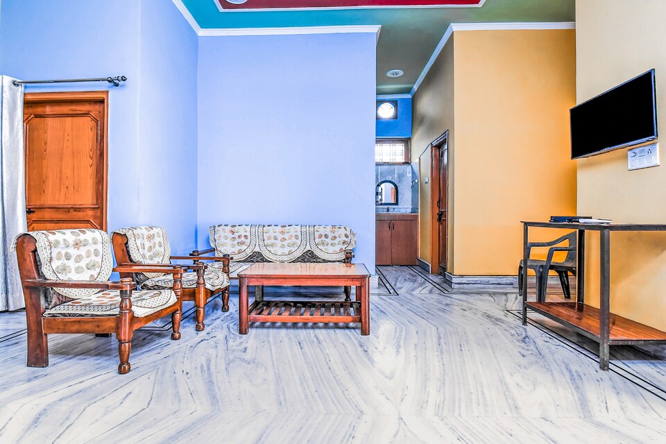 OYO होम 16762 चीयरफुल 2BHK, Dehradun Airport, देहरादून