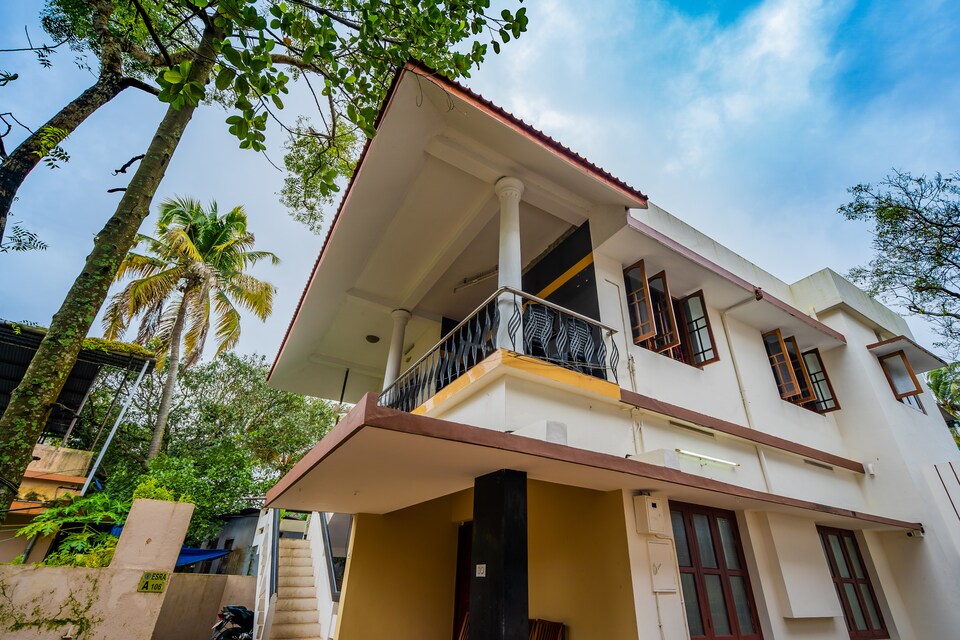 OYO Home 16764 Elegant 2BHK, Kaloor Kochi, Kochi