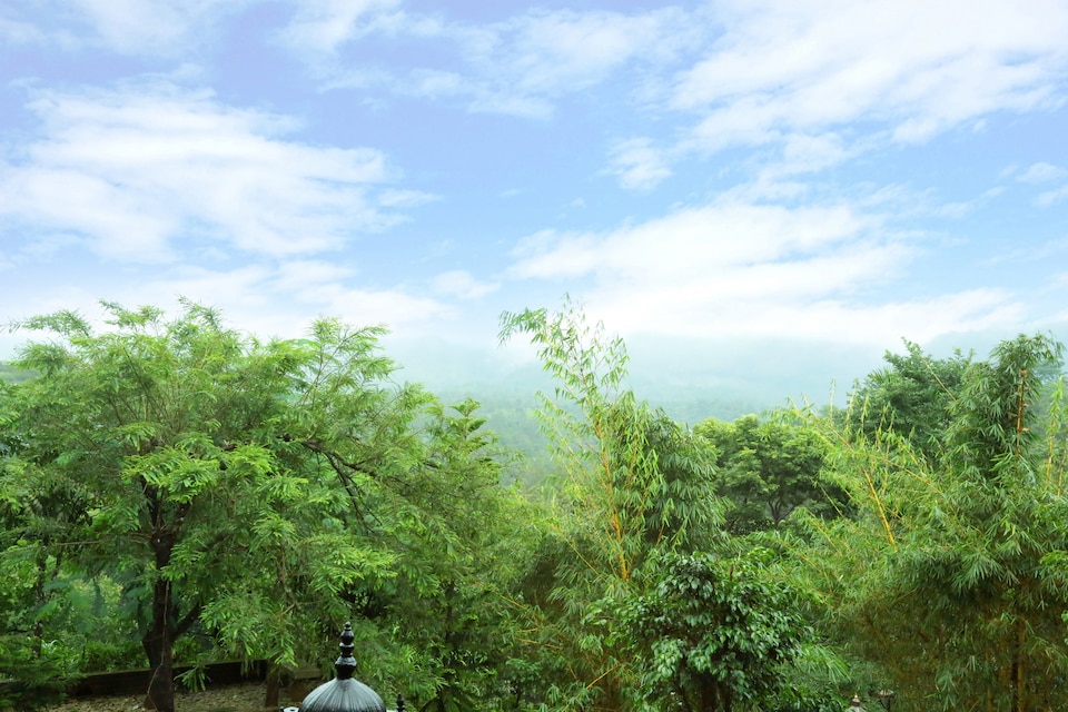 OYO Home 16769 Writer's Inn Cottage, Wayanad, Wayanad