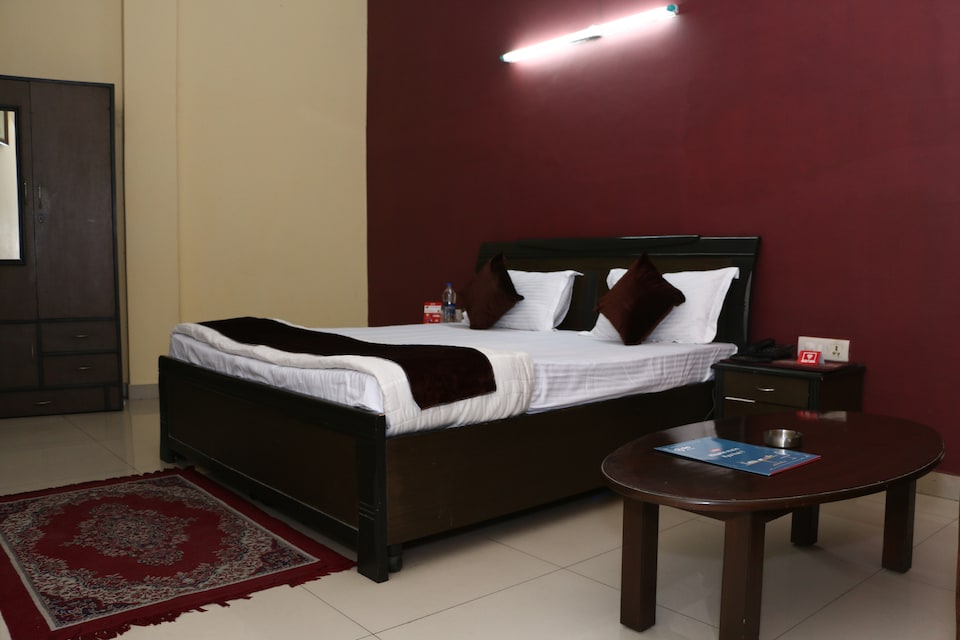 OYO 2789 Hotel India, Ludhiana Railway Station, Ludhiana