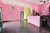 SPOT ON Holiday Village Residency Hotel