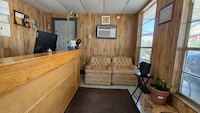 La-Ze L Motel Cushing OK