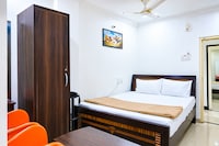 OYO 848674 Sree Krishna Inn