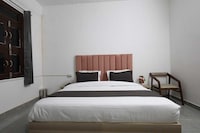  Hotel O New Rao Residency