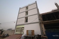  Hotel O New Rao Residency