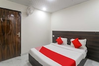Hotel O Grand 