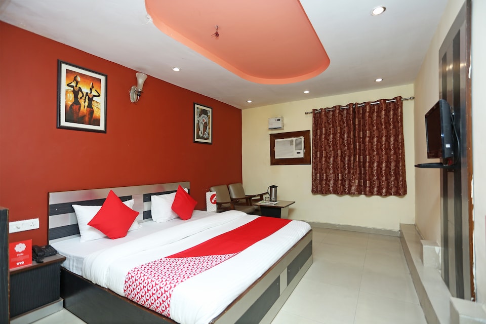 OYO Hotel Parakh, Haridwar Junction, Haridwar