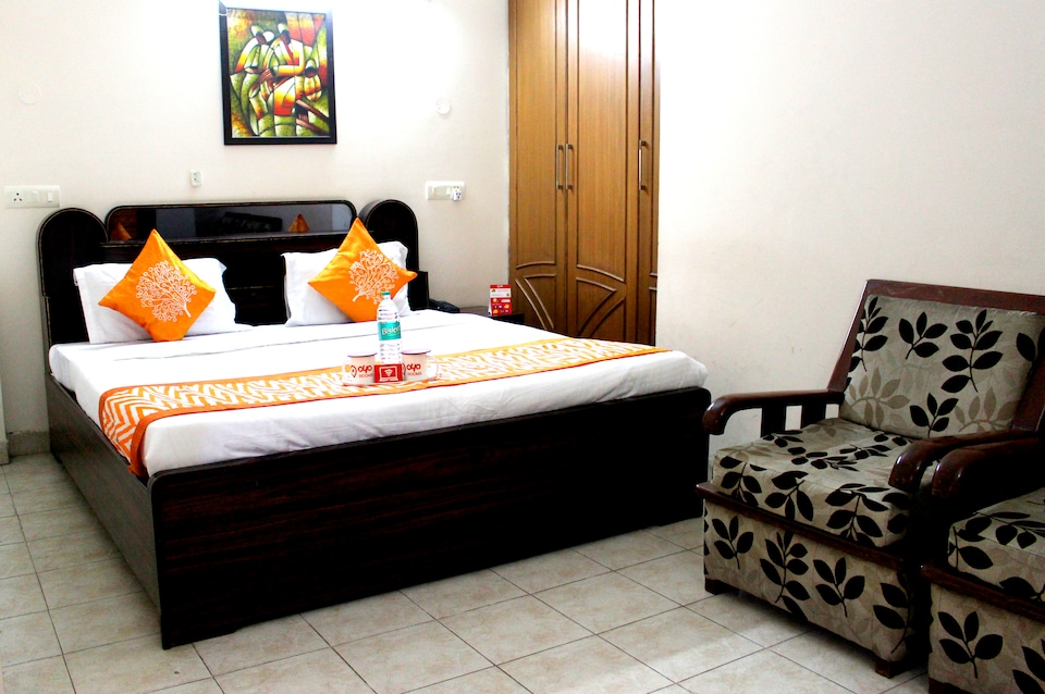 OYO Rooms 351 Near Star Mall, HUDA CENTRE 1, Gurgaon