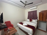 Hotel O Srinidhi Inn