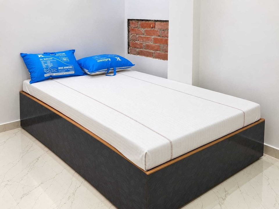 SPOT ON Madhur Milaap Cafe And Homestay, Sitapur, Sitapur