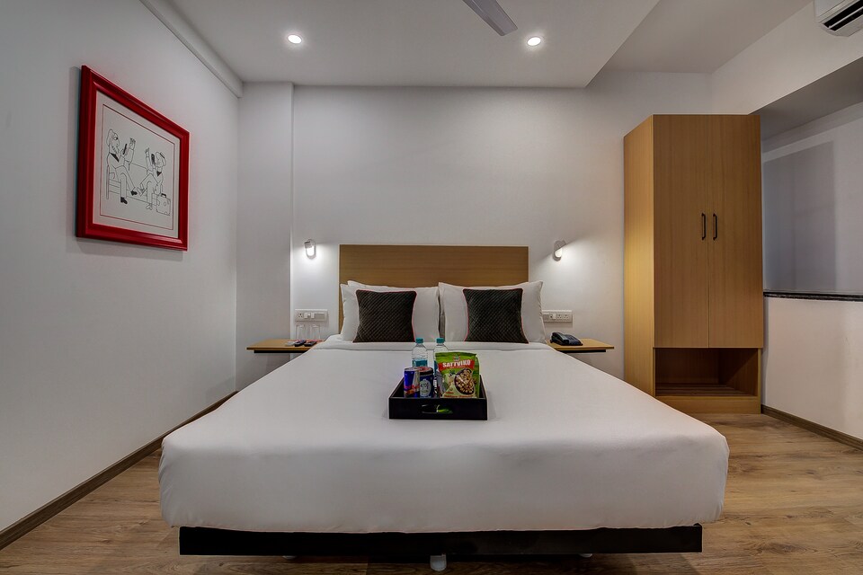 Live on MUM2334, Mumbai Bandra-Khar-Santacruz, Mumbai