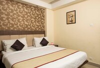OYO Hotel Siroy Classic