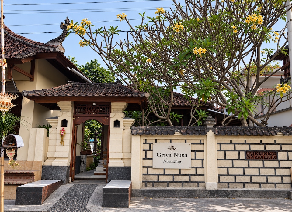 Collection O near Sampalan Harbour formerly Griya Nusa Hotel, Bali, Bali