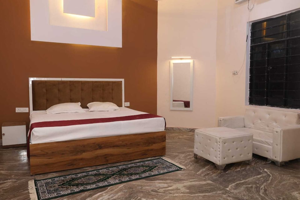 SPOT ON Hotel Mandap Inn, Fatehpur city, Fatehpur