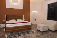 SPOT ON Hotel Mandap Inn