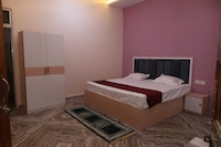 SPOT ON Hotel Mandap Inn