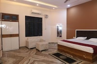 SPOT ON Hotel Mandap Inn