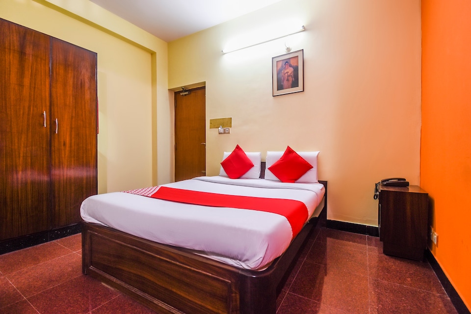 OYO 16896 Priyanka Residency, Cox Town Bangalore, Bangalore