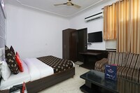 OYO Hotel Alpine Park Near Aravali Biodiversity Park