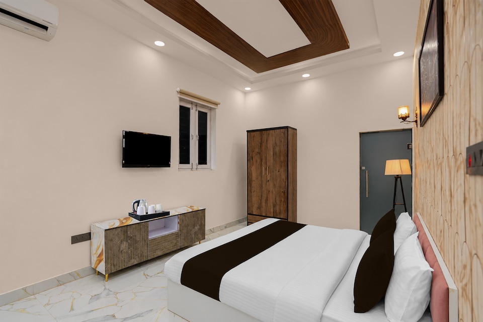 Collection O Sector 10 Greater Noida Formerly Shreeda, Greater Noida, Noida