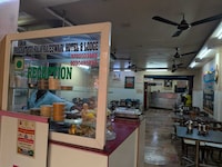 OYO 848761 Palghat sri Rajarajeshwari hotel