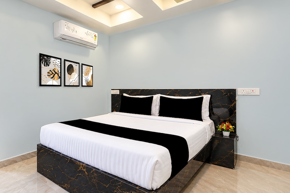 Hotel O NSR Grandhotel, Ameerpet, Hyderabad