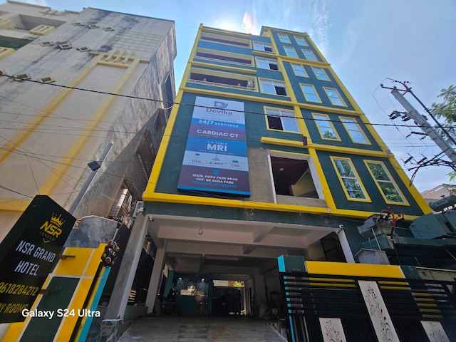 Hotel O NSR Grandhotel