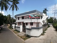 Hotel S4 Rooms & Dormitory
