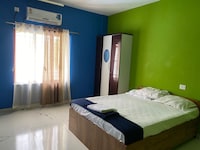 Hotel S4 Rooms & Dormitory