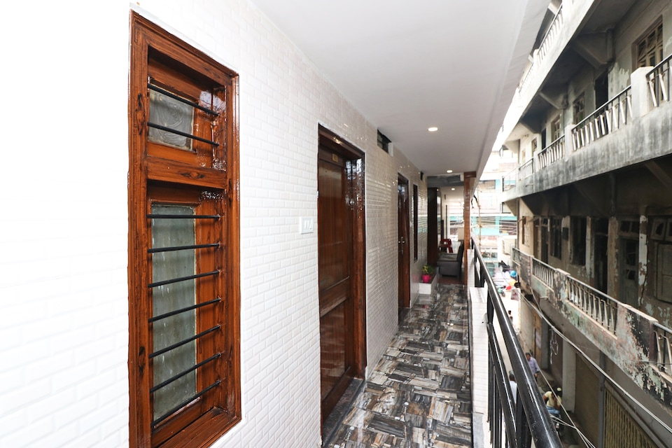 OYO Hotel Prerna, Station Road, Raipur